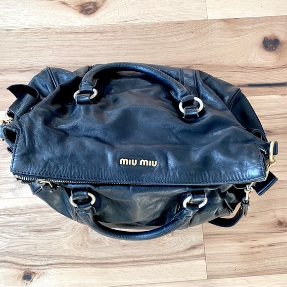 Miu Miu Vitello Bow Satchel in Black EUC - Picture 2 of 16